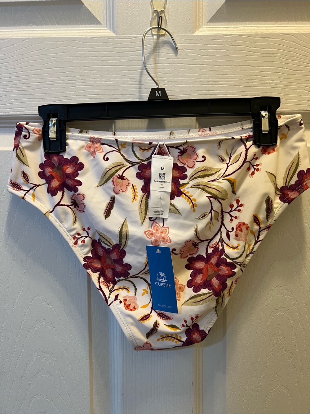 Cupshe Floral Underwire Bikini Set with Burgundy & Pink Accents- NWT - 
36c/Med - Picture 5 of 5